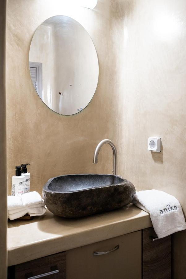 Aniko Suites Psarou